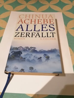 Alles zerfällt