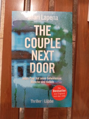 gebrauchtes Buch – Shari Lapena – The Couple Next Door