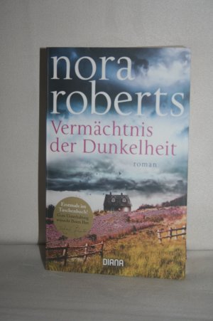 gebrauchtes Buch – Nora Roberts – Vermächtnis der Dunkelheit