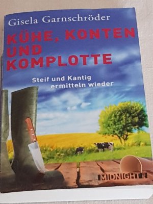 gebrauchtes Buch – Gisela Garnschröder – Kühe, Konten und Komplotte - Steif und Kantig ermitteln wieder