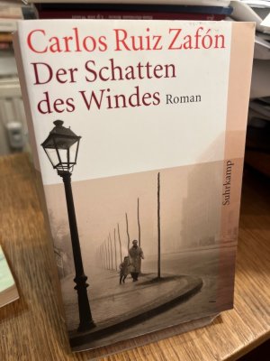 Der Schatten des Windes. Roman. Aus dem Spanischen von Peter Schwaar.