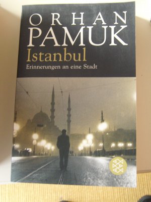 gebrauchtes Buch – Orhan Pamuk – Istanbul - Erinnerungen an eine Stadt