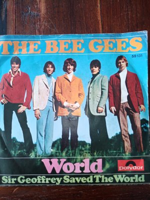 gebrauchter Tonträger – The Bee Gees – World / Sir Geoffrey saved the world