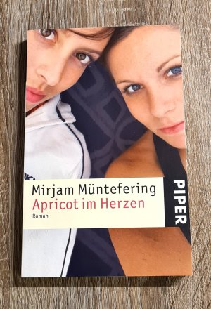 Apricot im Herzen