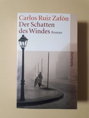 gebrauchtes Buch – Carlos Ruiz Zafón – Der Schatten des Windes