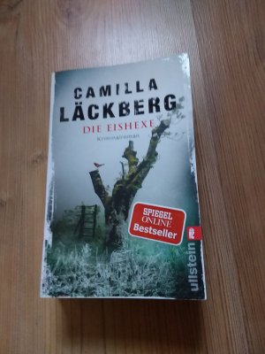 gebrauchtes Buch – Camilla Läckberg – Die Eishexe (Ein Falck-Hedström-Krimi 10) - Kriminalroman | Die skandinavische Krimi-Serie der schwedischen Bestsellerautorin