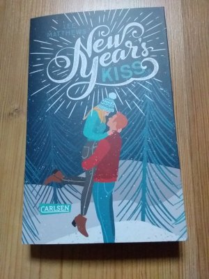 gebrauchtes Buch – Lee Matthews – New Year's Kiss