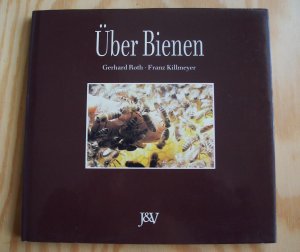 Über Bienen.