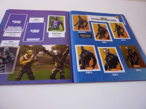 gebrauchtes Buch – Panini  – Fortnite - Bereit zum Gefecht - Stickeralbum 1 Epic  mit eingeklebten Stickern