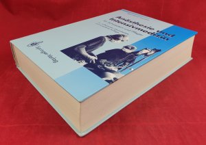 gebrauchtes Buch – Reinhard Larsen – Anästhesie und Intensivmedizin für Schwestern und Pfleger : mit 74 Tabellen