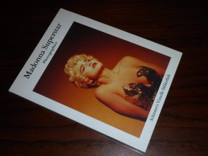 gebrauchtes Buch – Karl Lagerfeld  – Madonna Superstar - Photographien - Schirmer's Visuelle Bibliothek