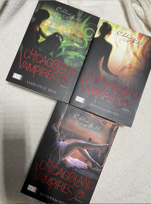 gebrauchtes Buch – Chloe Neill – Chicagoland Vampires - Verbotene Bisse