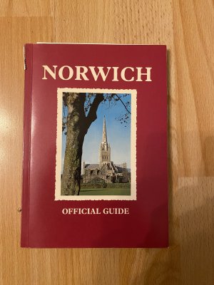 gebrauchtes Buch – Norwich official Guide