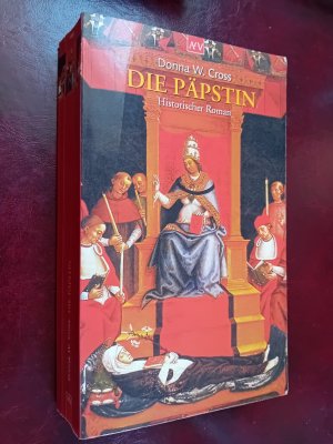 gebrauchtes Buch – Cross, Donna W – Die Päpstin