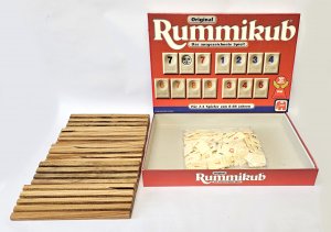 gebrauchtes Spiel – Rummikub mit Holzbänken