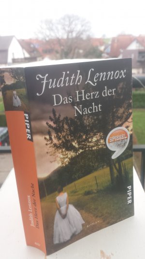 gebrauchtes Buch – Judith Lennox – Das Herz der Nacht