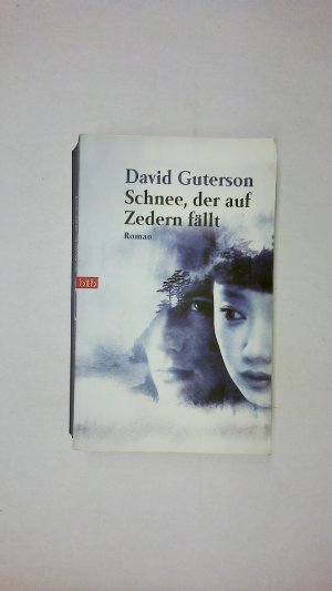 gebrauchtes Buch – David Guterson – SCHNEE, DER AUF ZEDERN FÄLLT. Roman