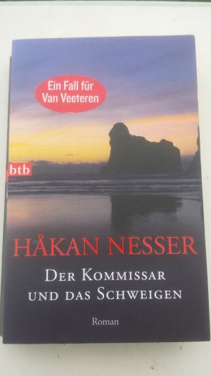 gebrauchtes Buch – Håkan Nesser – Der Kommissar und das Schweigen