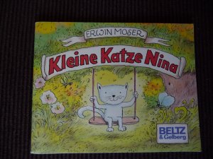 Kleine Katze Nina