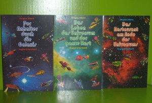 gebrauchtes Buch – Douglas Adams – Per Anhalter durch die Galaxis / Das Leben, das Universum und der ganze Rest / Das Restaurant am Ende des Universums