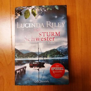 gebrauchtes Buch – Lucinda Riley – Die Sturmschwester (Die sieben Schwestern, Band 2)