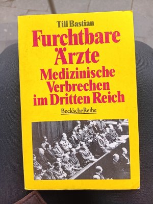 gebrauchtes Buch – Till Bastian – Furchtbare Ärzte