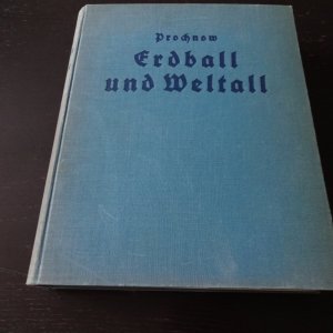 Erdball und Weltall