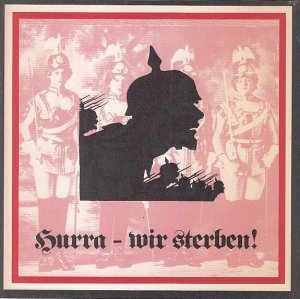 Hurra  -  wir sterben ! Spielzeit 1979. Nach Bildern, Liedern, Zitaten und Dokumenten aus dem Zweiten Weltkrieg. Inszenierung May, Alexander. Bühne / Kostüme Rischer, Rudolf. Mitwirkende: Nora v. Collande, Ingrid Domann, Traute Fölss, Oralie Janaart u.a.