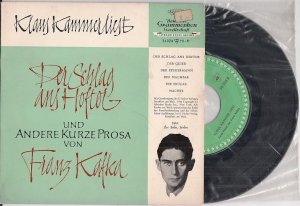 Klaus Kammer liest: Der Schlag ans Hoftor und andere kurze Prosa von Franz Kafka. (Der Geier, Der Steuermann, Der Nachbar, Die Brücke, Nachts). (= Literarisches […]