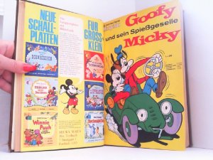 17 Walt Disney Hefte in einem Buch: Mickyvision 1964 - Heft Nr. 6: Onkel Dagobert. Der Güldene Wasserfall. / Mickyvision 1968 - 9. Heft der Serie - Micky […]