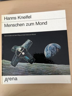 Menschen zum Mond : Astronauten auf d. Weg von d. Erde z. Mond.