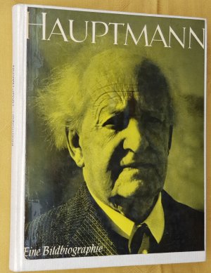 Hauptmann - Eine Bildbiographie.