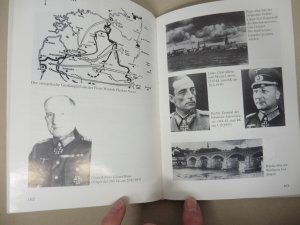 gebrauchtes Buch – Franz Kurowski – Todeskessel Kurland. - Kampf udn Untergang der Heeresgruppe Nord 1944/1945.