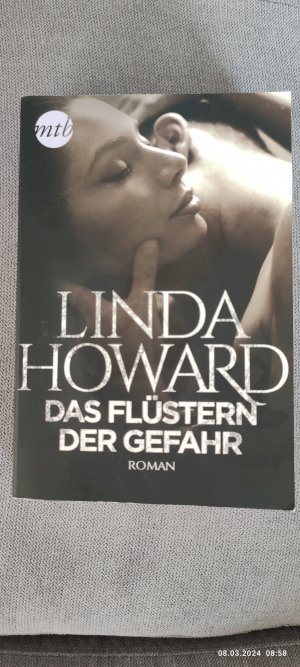 gebrauchtes Buch – Linda Howard – Das Flüstern der Gefahr