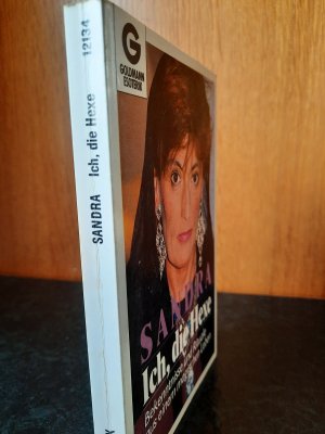 gebrauchtes Buch – Sandra – Ich, die Hexe. Bekenntnisse und Rituale aus einem magischen Leben.