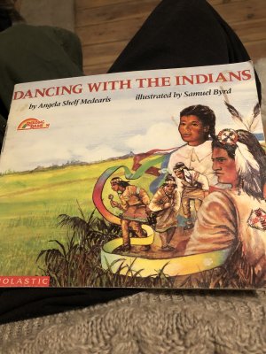 gebrauchtes Buch – Medearis, Angela Shelf – Dancing with the Indians