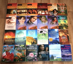 24 Romane NORA ROBERTS - Buchpaket, Sammlung.