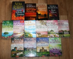 14 Romane NORA ROBERTS / J.D. ROBB - Buchpaket, Sammlung.