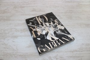 gebrauchtes Buch – 10 years of Dolce & Gabbana