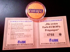 gebrauchtes Spiel – Medaille: Europa 1998, Europe Europa Europe/ Raub der Europa dargestellt, vergoldet, Polierte Platte