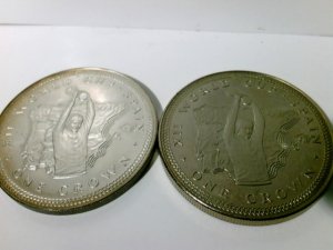 gebrauchtes Spiel – Münzen/ Medaillen, 2 x Münzem im Blister, 1 x Crown - Kupfer Nickel u. 1 x Crown Silber, 1981, Isle of Man, Fussball Weltmeisterschaft Spanien 1982, Stempelglanz.