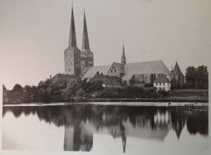 antiquarisches Buch – J.Nöhring  – Lichtdruck 1890. Dom zu Lübeck, vom Mühlenteich.