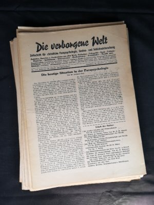 antiquarisches Buch – Kral Josef – Die verborgene Welt: Zeitschrift für christliche Parapsychologie, Seelen- und Schicksalsforschung. - [Konvolut von 27 Ausgaben 1956-1962].