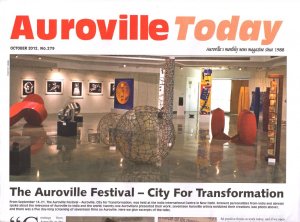 gebrauchtes Buch – Auroville Today – Auroville Today. Auroville's monthly news magazine since 1988. Nr. 204, 229, 237, 241, 252, 254-261, 263-279.