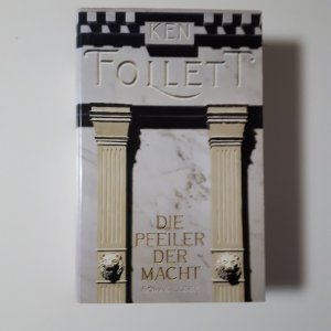 gebrauchtes Buch – Ken Follett – Die Pfeiler der Macht