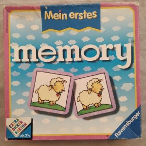 gebrauchtes Spiel – Mein erstes memory - 12 Bildpaare, extra dicke Kartonkarten [Legespiel]. Achtung: Nicht geeignet für Kinder unter 3 Jahren.