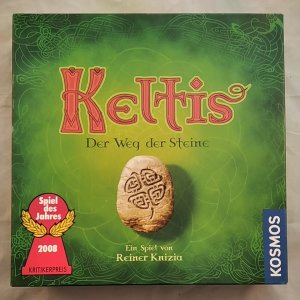 gebrauchtes Spiel – Knizia, Reiner – KOSMOS 690359: Keltis - Der Weg der Steine [Familienspiel]. Spiel des Jahres 2008! Achtung: Nicht geeignet für Kinder unter 3 Jahren.