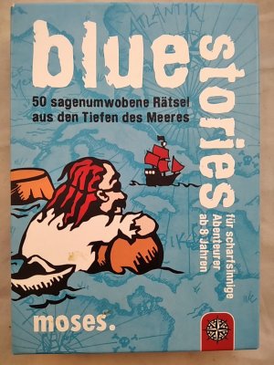 gebrauchtes Spiel – Köhrsen, Andrea und Andrea Köhrsen – moses: black stories Junior blue stories [Abenteuerspiel]. 50 sagenumwogene Rätsel aus den Tiefen des Meeres. Achtung: Nicht geeignet für Kinder unter 3 Jahren.