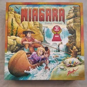 gebrauchtes Spiel – Thomas Liesching – Zoch zum Spielen: NIAGARA - Ein wildes Wasserspektakel, inklusive DVD [Familienspiel]. Spiel des Jahres 2005. Achtung: Nicht geeignet für Kinder unter 3 Jahren.