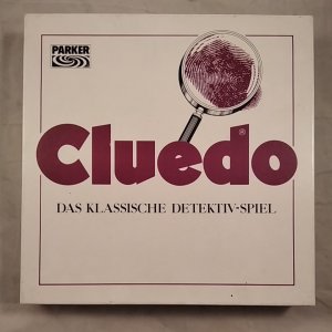 gebrauchtes Spiel – PARKER: Cluedo - Das klassische Detektivspiel (weißer, quadratischer Karton)[Detekivspiel]. 80er Ausgabe im quadratischen, weißen Karton. Achtung: Nicht geeignet für Kinder unter 3 Jahren.